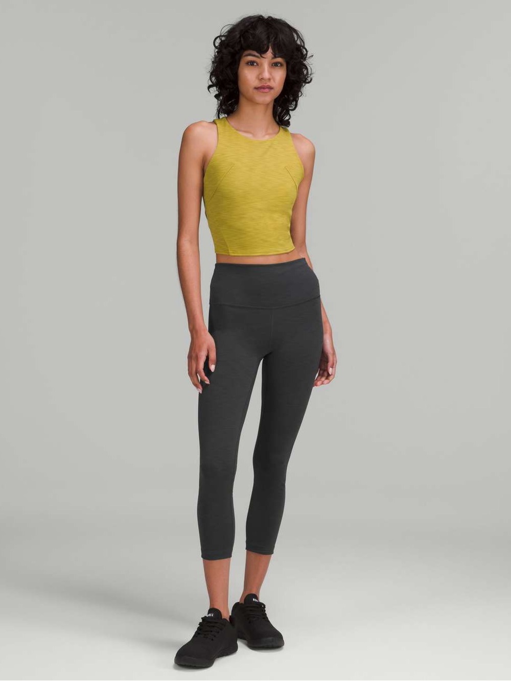 Lululemon Wunder Train High-Rise Crop 23"
Heathered Graphite Grey, size 6